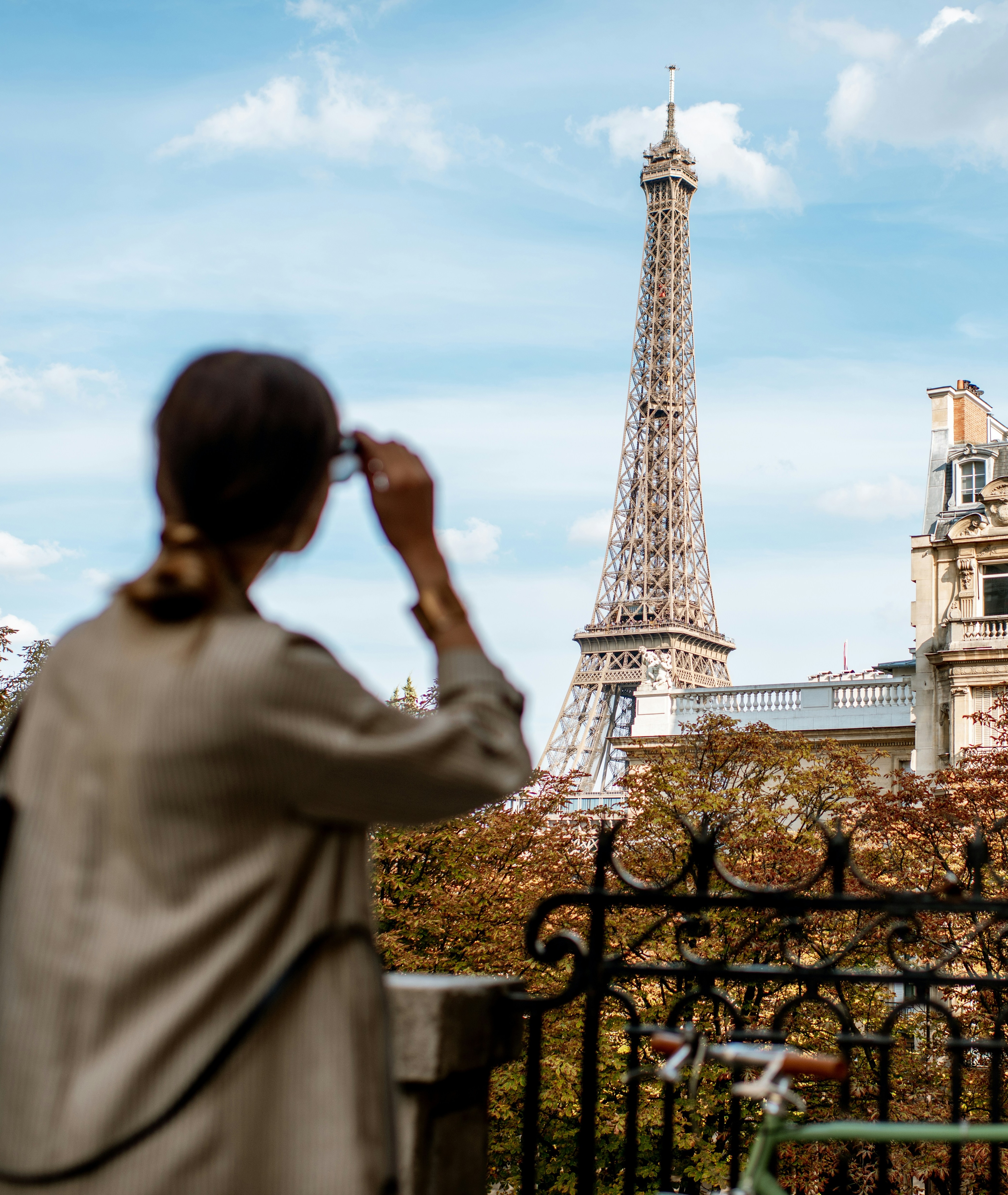 Emily’s choice: Paris or Rome?